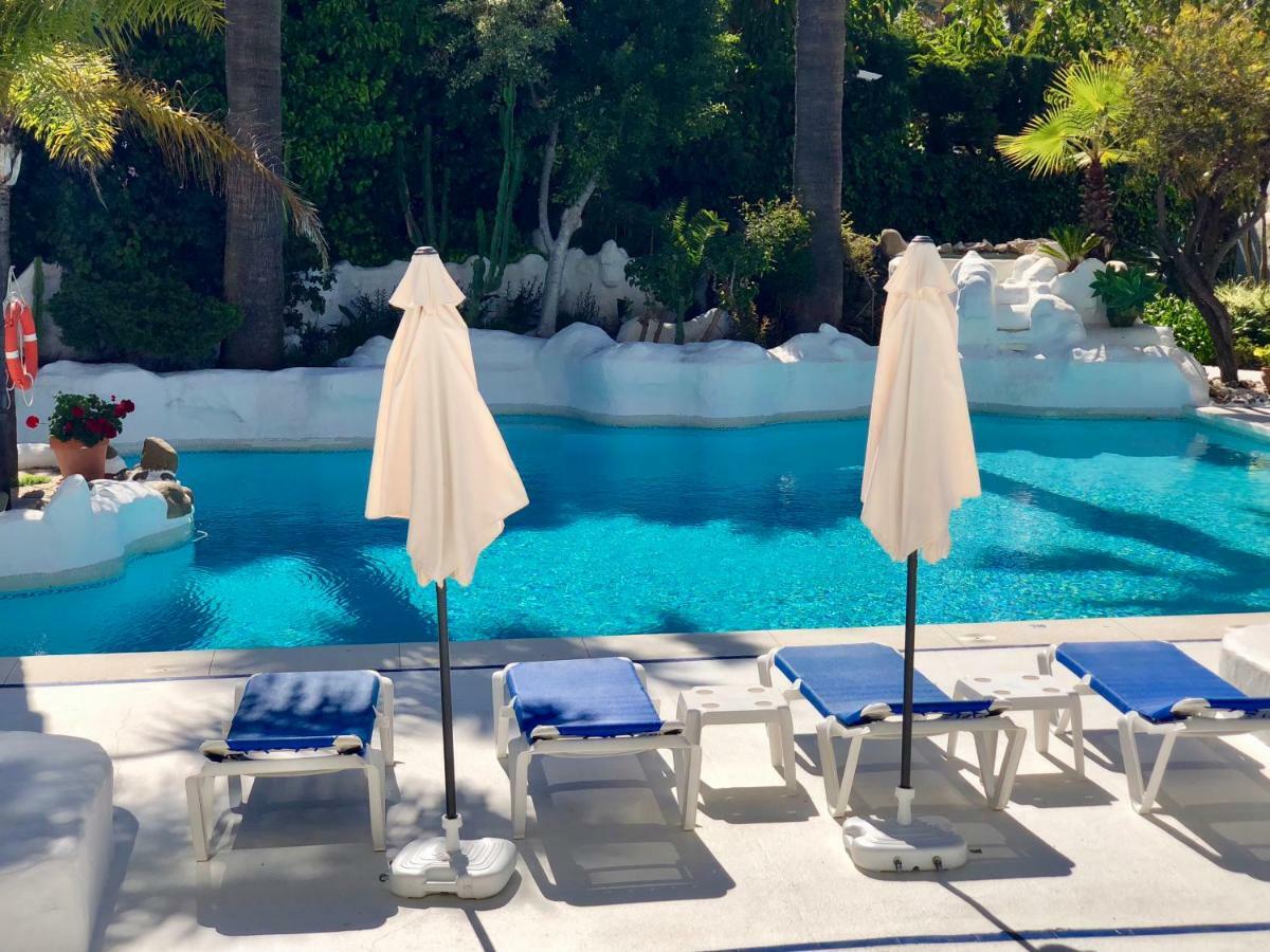 Luxury Apartment In La Isla, Walking Distance To Puerto Banus มาร์เบยา ภายนอก รูปภาพ