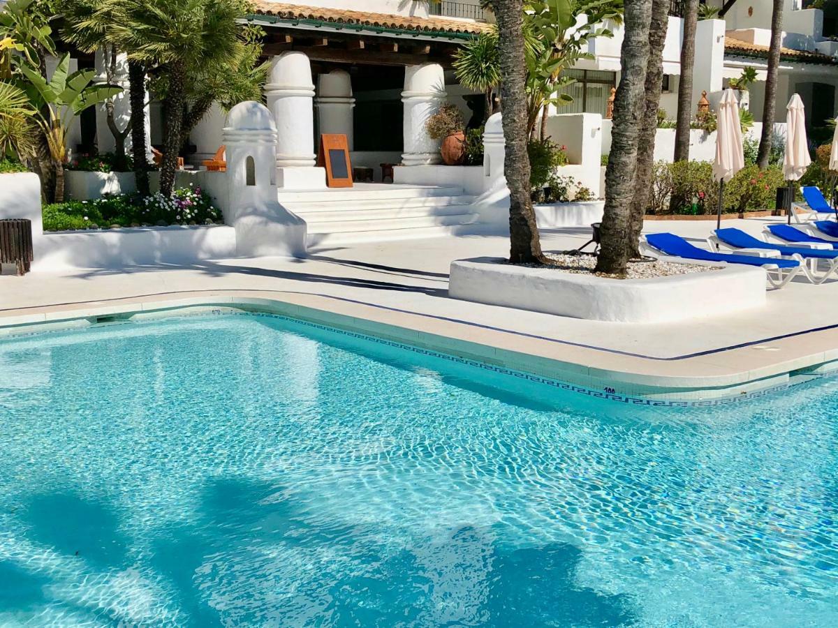 Luxury Apartment In La Isla, Walking Distance To Puerto Banus มาร์เบยา ภายนอก รูปภาพ