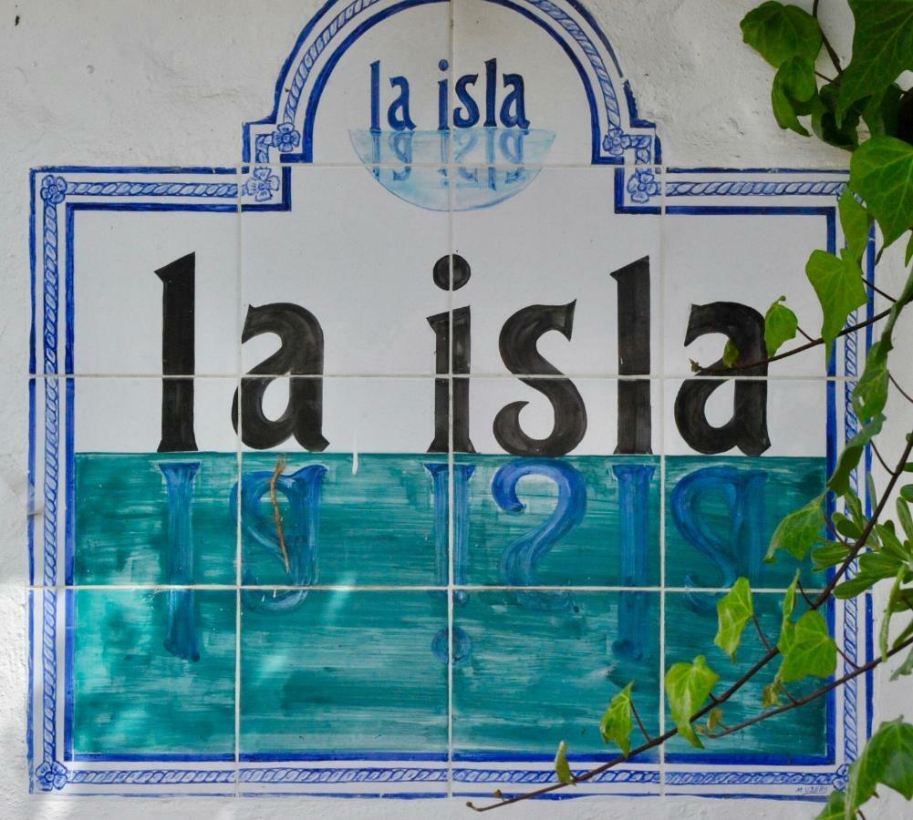 Luxury Apartment In La Isla, Walking Distance To Puerto Banus มาร์เบยา ภายนอก รูปภาพ