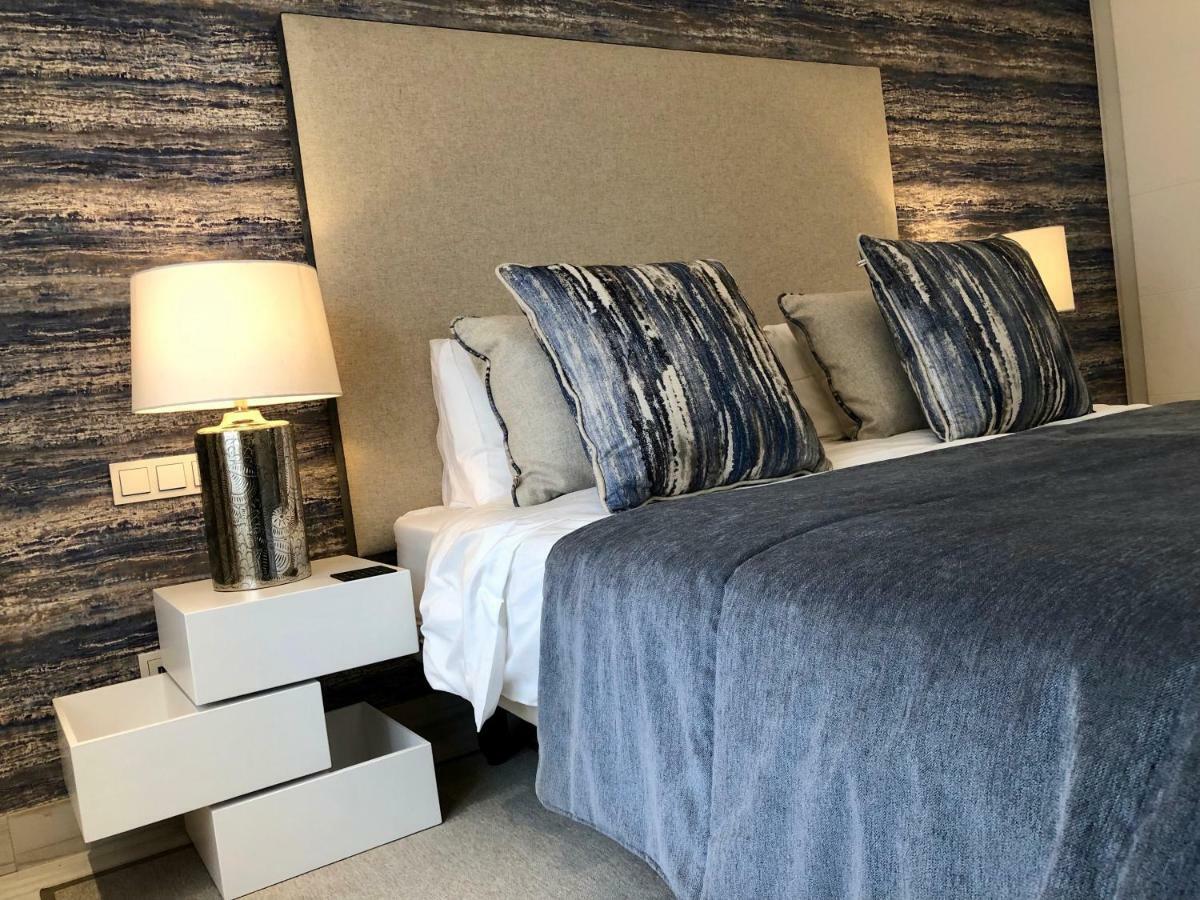 Luxury Apartment In La Isla, Walking Distance To Puerto Banus มาร์เบยา ภายนอก รูปภาพ
