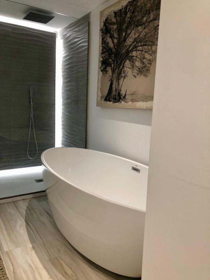 Luxury Apartment In La Isla, Walking Distance To Puerto Banus มาร์เบยา ภายนอก รูปภาพ