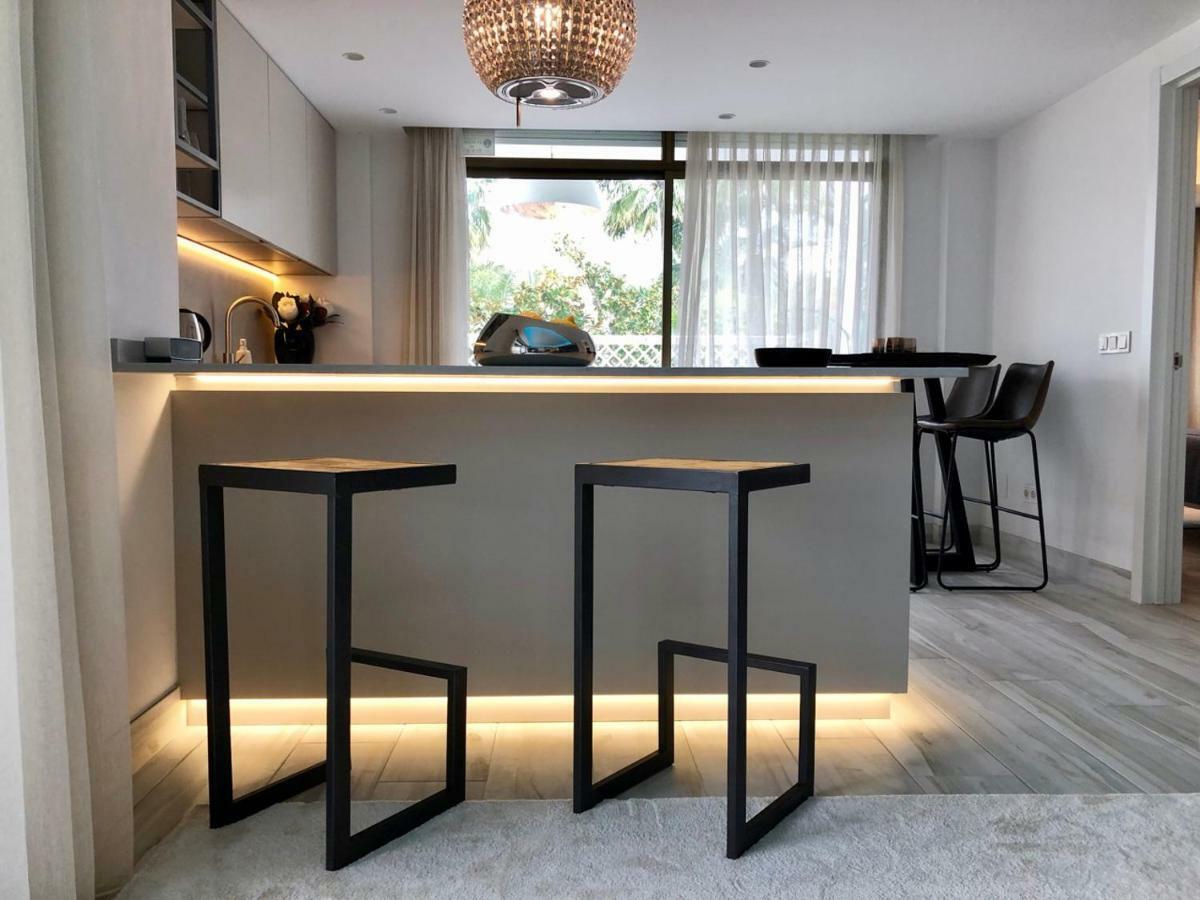 Luxury Apartment In La Isla, Walking Distance To Puerto Banus มาร์เบยา ภายนอก รูปภาพ