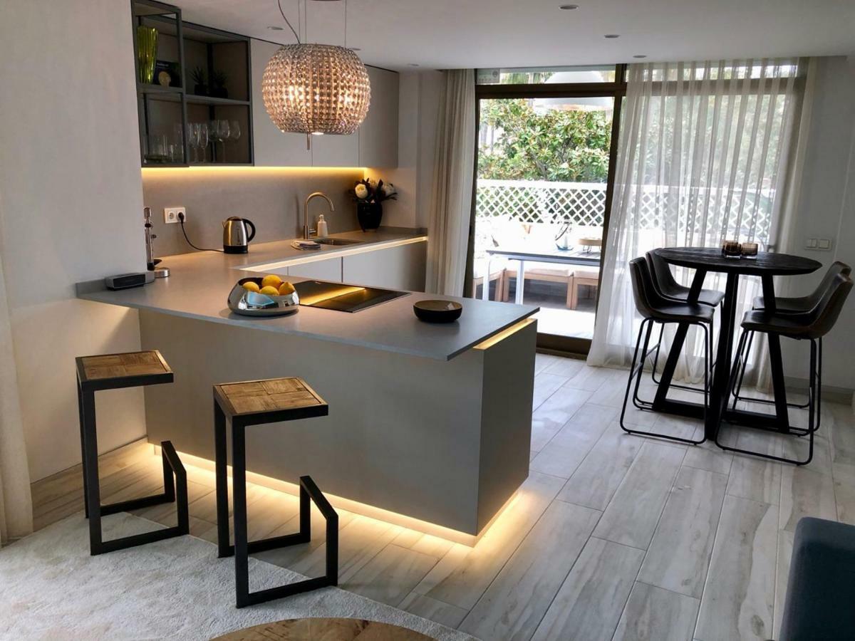Luxury Apartment In La Isla, Walking Distance To Puerto Banus มาร์เบยา ภายนอก รูปภาพ