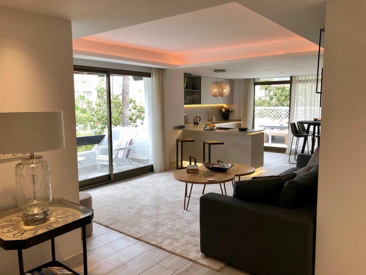 Luxury Apartment In La Isla, Walking Distance To Puerto Banus มาร์เบยา ภายนอก รูปภาพ